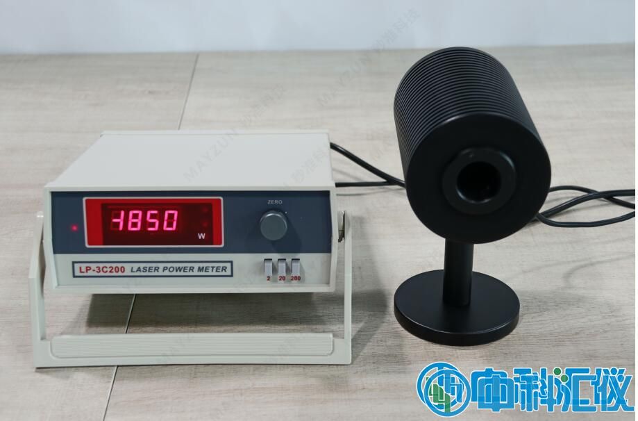國產(chǎn)LP 系列激光功率計.jpg